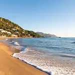 Villa Sofimar By The Beach