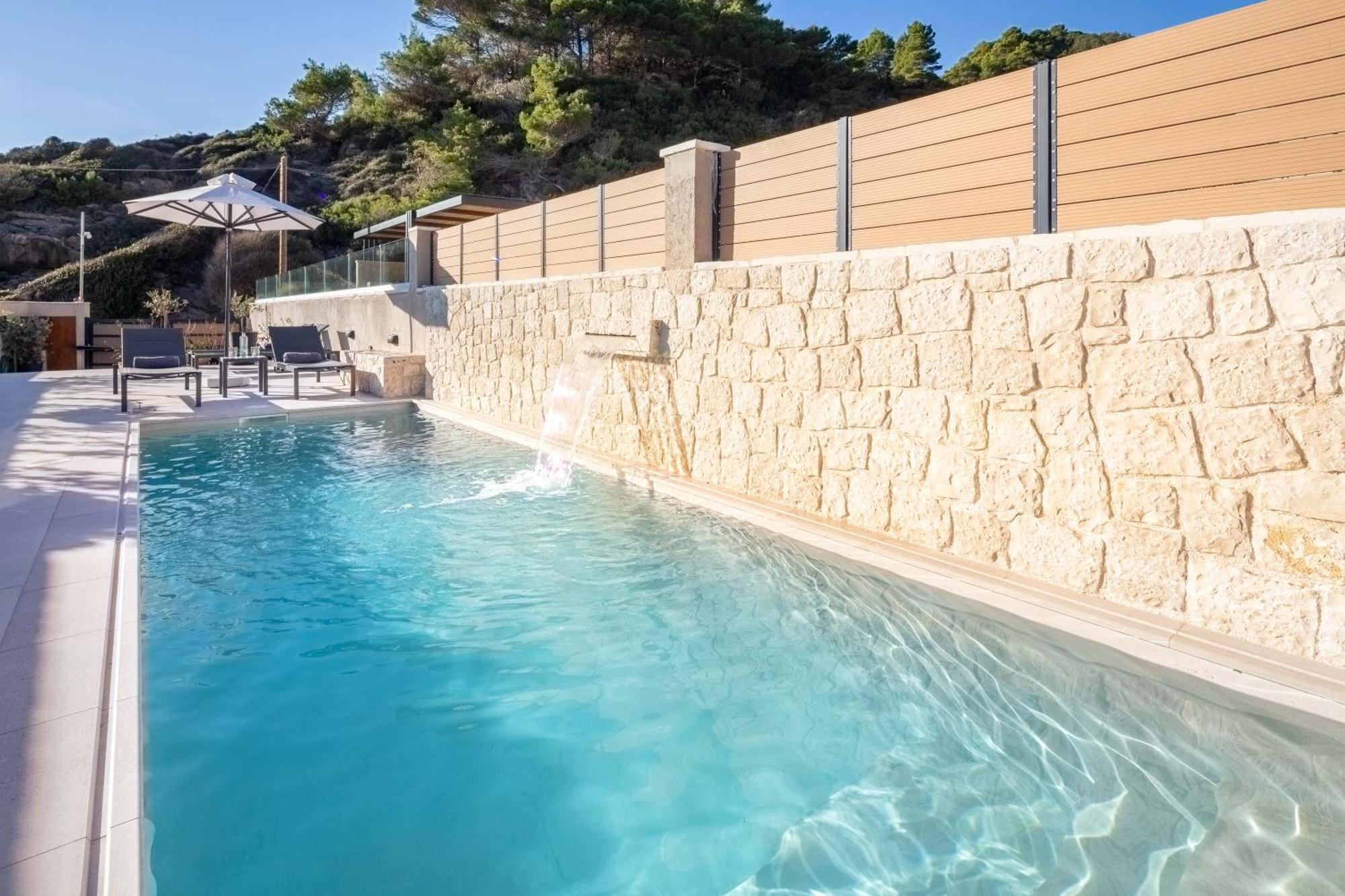 Villa Sofimar By The *